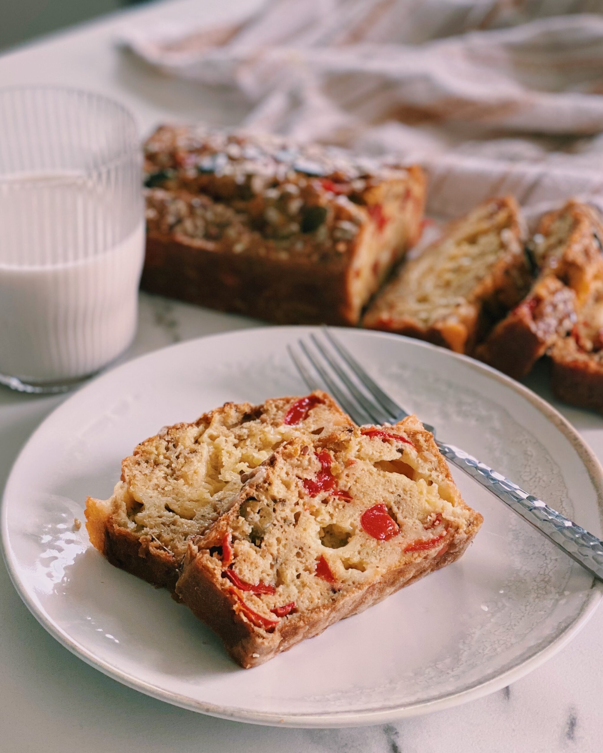 Cake Poivrons Grillés, Olives Et Comté - Intentions